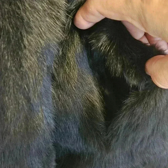 Vintage Somerset Furs 100% Rabbit Fur EUC Size Medium - Picture 7 of 9